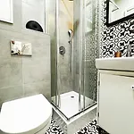 דירה Walk 50m To Market Square & Rynek! Stylish 1br, Kitchen ורוצלב