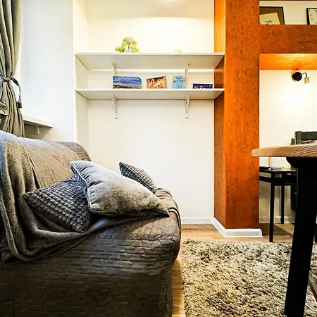 Walk 50m To Market Square & Rynek! Stylish 1br, Kitchen Wroclaw